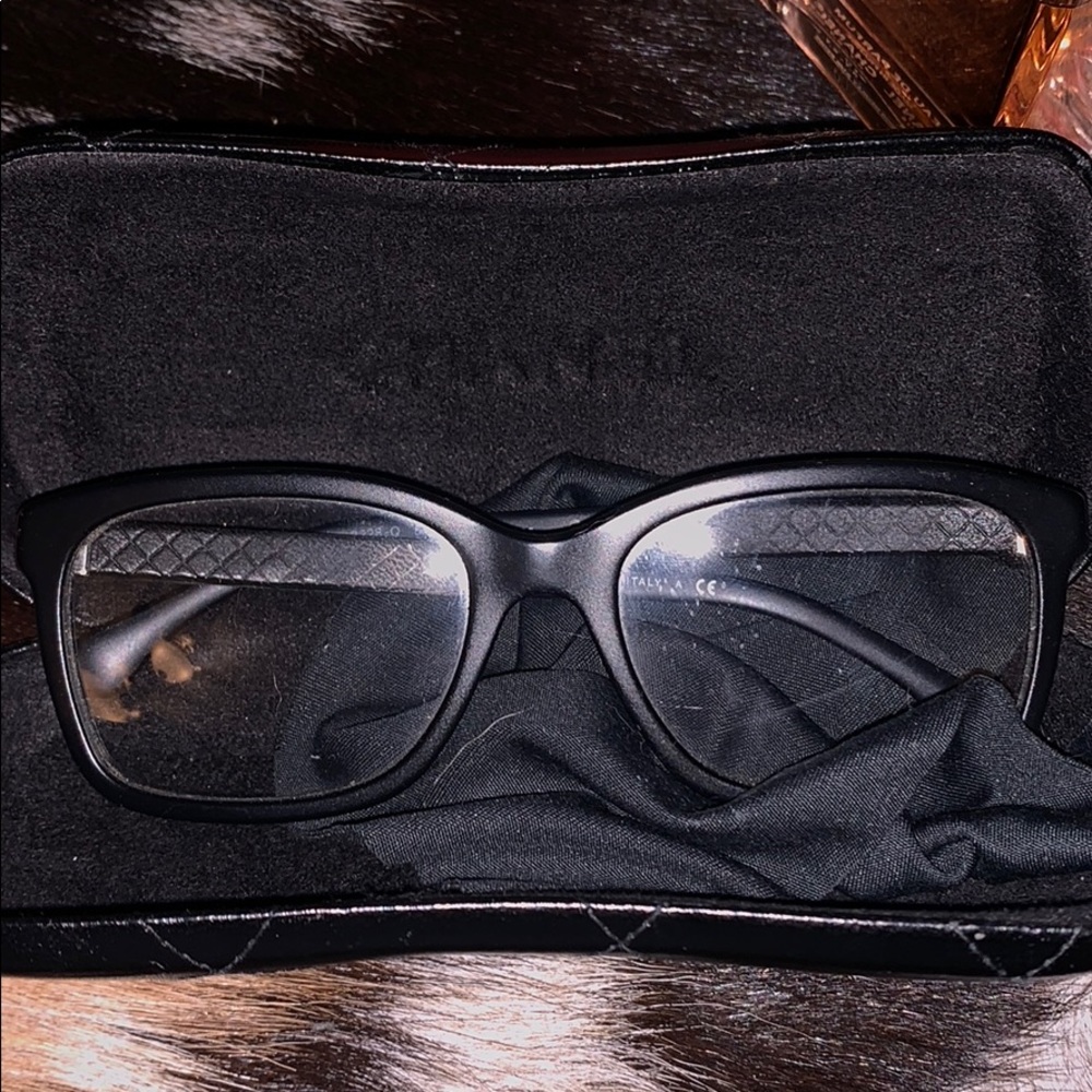Chanel Frames - image 2